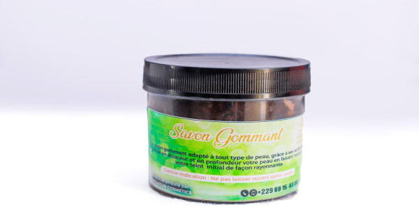 Savon gommant IC pot moyen