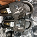 Sandales plates boss